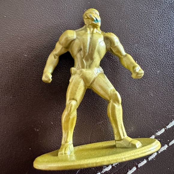 Seven Marvel Die Cast Characters - Picture 6 of 10